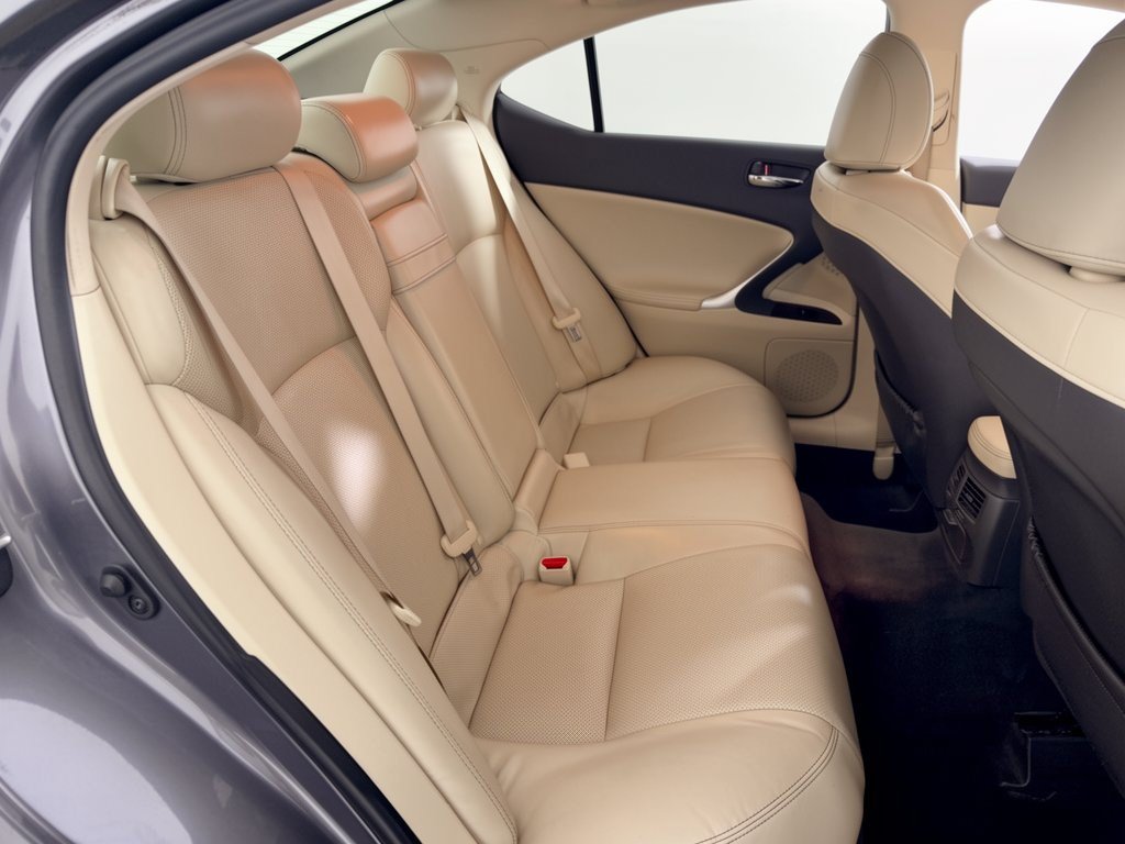 Used 2012 Lexus IS 250 w/ Premium Pkg Value Edition RWD image 28