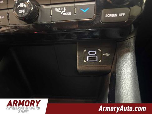 Used 2022 Jeep Compass Limited image 20