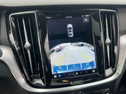 Used 2024 Volvo S60 B5 Core image 29