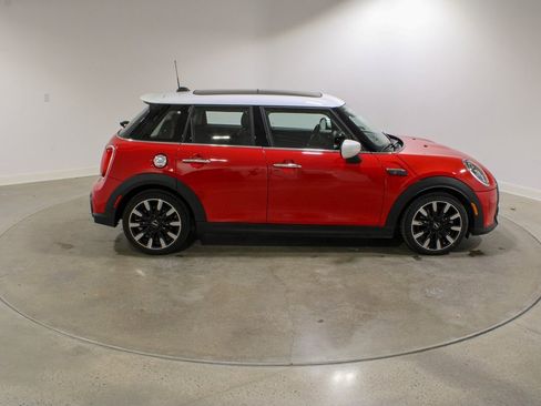 Used 2023 MINI Cooper S image 6