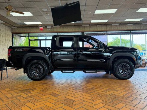 Used 2025 Nissan Frontier PRO-4X w/ Pro Convenience Package AWD/4WD image 6