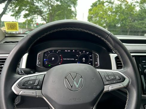 Used 2022 Volkswagen Atlas SE AWD/4WD image 12