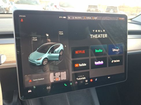 Used 2023 Tesla Model Y Long Range AWD/4WD image 25