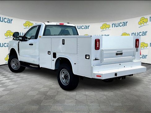 New 2025 Ford F250 XL w/ XL Chrome Package image 5