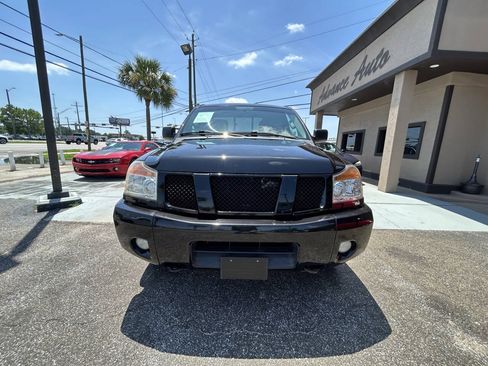 Used 2012 Nissan Titan SV w/ SV Value Truck Pkg AWD/4WD image 6