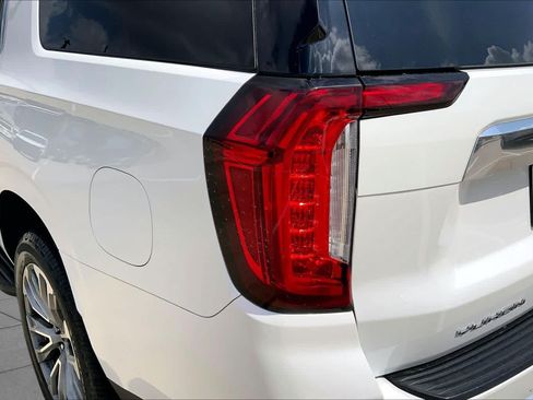 Certified 2021 GMC Yukon XL Denali RWD image 28
