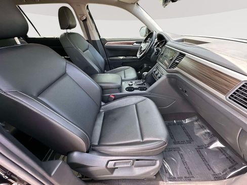 Used 2021 Volkswagen Atlas SE w/ Panoramic Sunroof Package AWD/4WD image 29