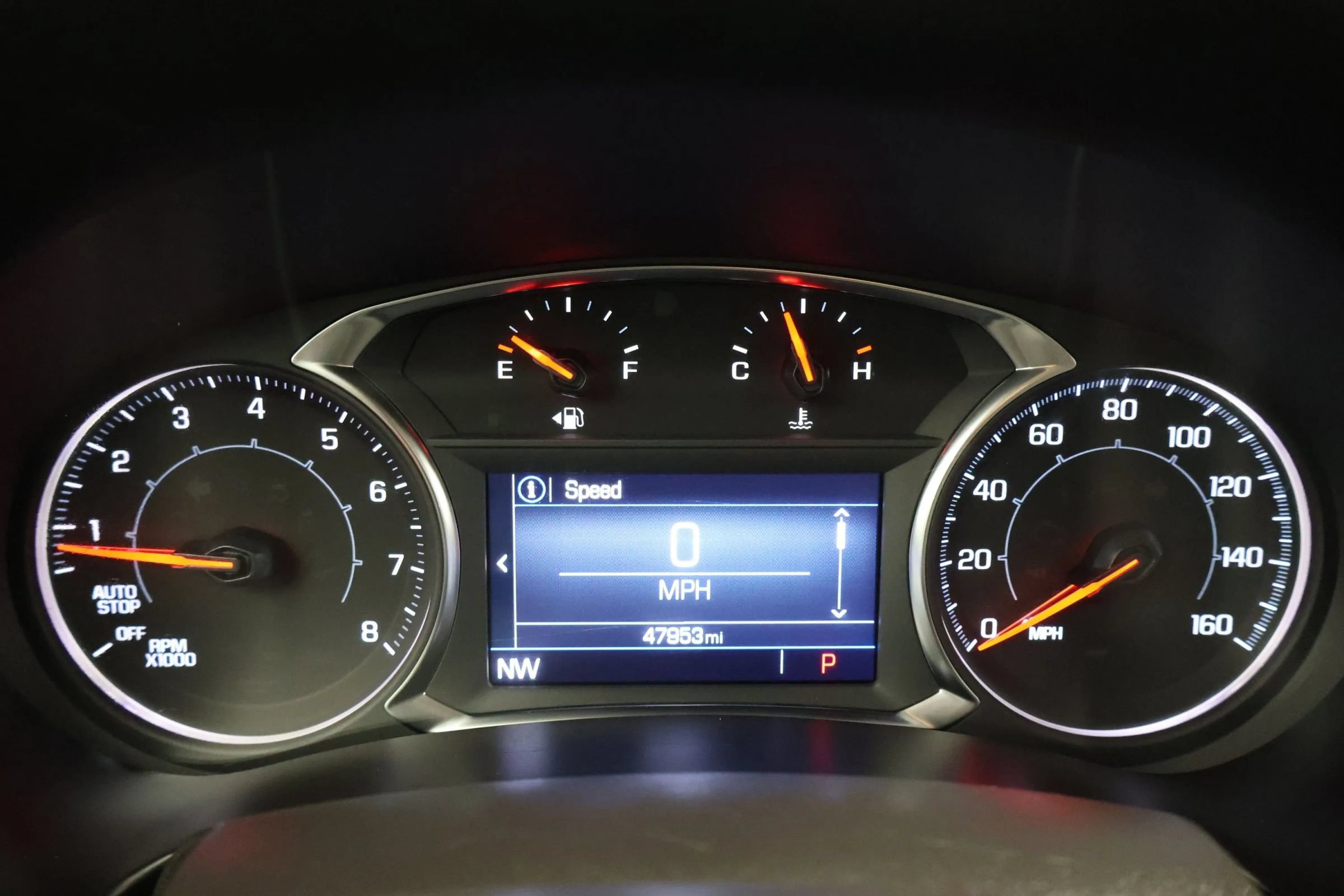 Used 2024 GMC Terrain SLE AWD/4WD image 25