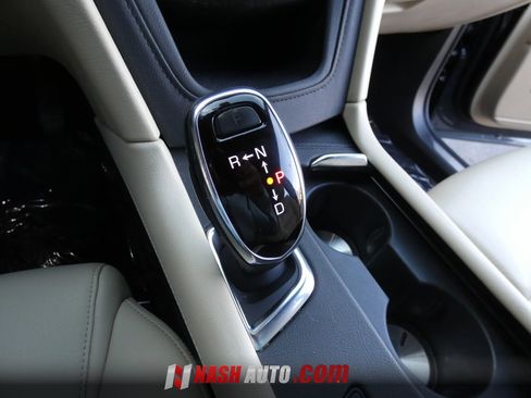 Used 2019 Cadillac XT5 FWD image 55
