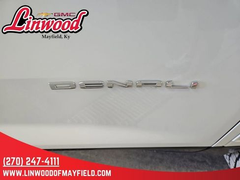 New 2026 GMC Acadia Denali w/ Super Cruise Package FWD image 10