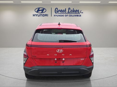 Used 2026 Hyundai Kona SE AWD/4WD image 4