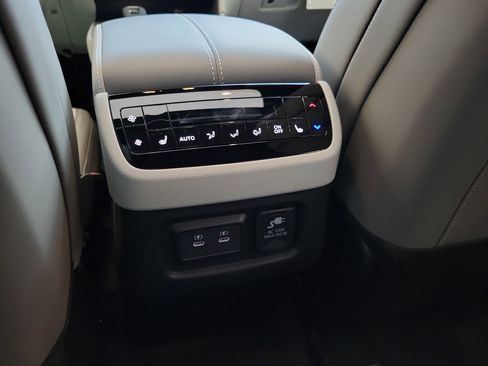 New 2026 INFINITI QX60 Autograph AWD/4WD image 14