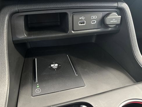 Certified 2025 Honda Pilot Black Edition image 24