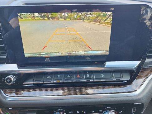 New 2026 GMC Sierra 1500 Elevation image 16