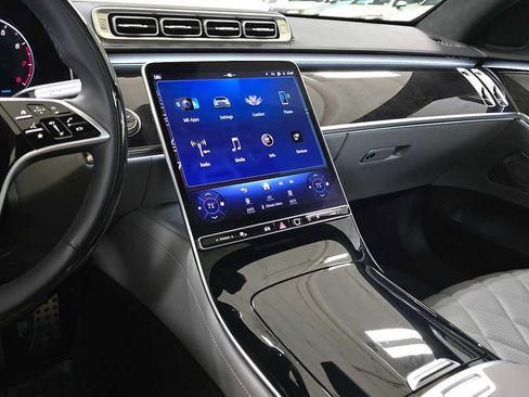Certified 2025 Mercedes-Benz S 580 S 580 image 33