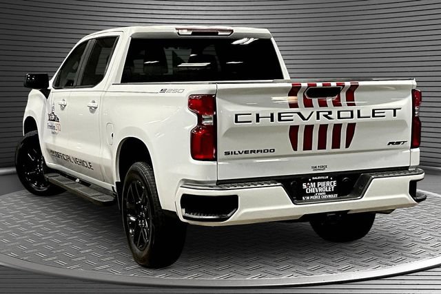 New 2026 Chevrolet Silverado 1500 RST w/ LPO, Dark Essentials Package AWD/4WD image 3