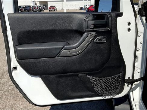 Used 2014 Jeep Wrangler Unlimited Sport w/ Quick Order Package 24S image 18