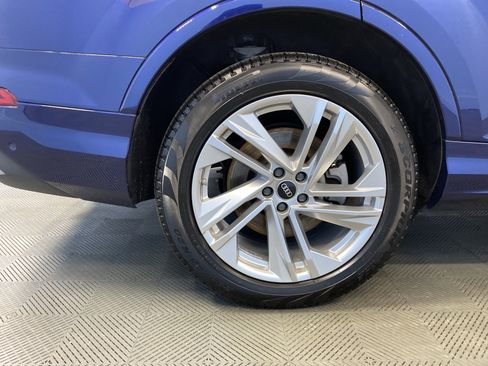 Used 2022 Audi Q7 Premium Plus w/ Premium Plus Package image 35