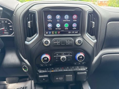 Used 2021 GMC Sierra 2500 AT4 w/ AT4 Premium Plus Package AWD/4WD image 28