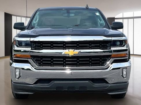 Used 2018 Chevrolet Silverado 1500 LT w/ All Star Edition RWD image 2