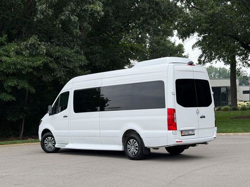 Used 2026 Mercedes-Benz Sprinter 2500 image 4