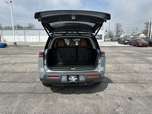New 2026 Nissan Pathfinder Platinum w/ Cargo Package AWD/4WD image 22
