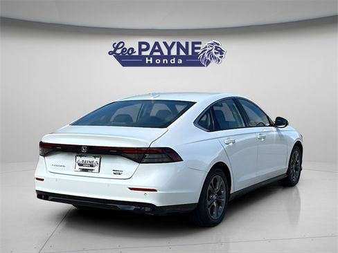 Used 2025 Honda Accord EX-L image 10