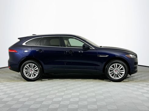 Used 2018 Jaguar F-PACE Prestige image 4