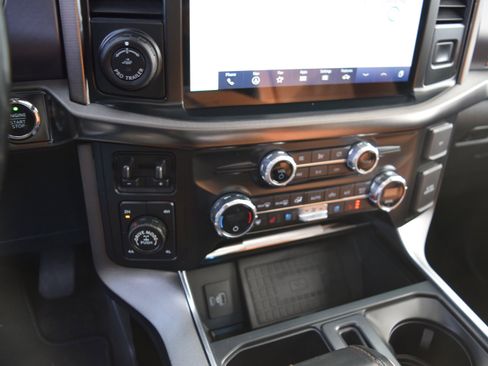 Certified 2021 Ford F150 Platinum w/ Equipment Group 701A High image 15