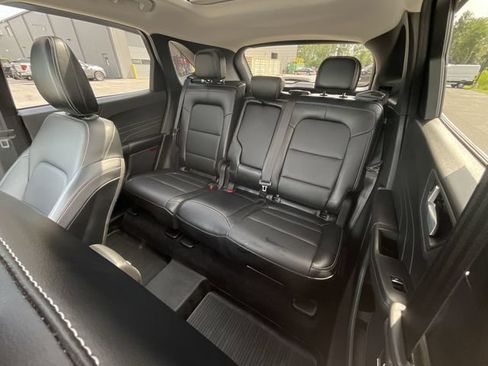 Certified 2023 Ford Escape Platinum AWD/4WD image 24