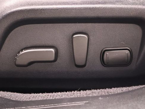 Used 2017 Subaru Outback 2.5i Limited AWD/4WD image 13