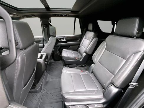 Used 2023 Chevrolet Tahoe Z71 w/ Luxury Package AWD/4WD image 23