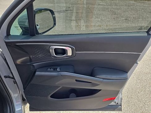 Used 2025 Kia Sorento EX FWD image 22