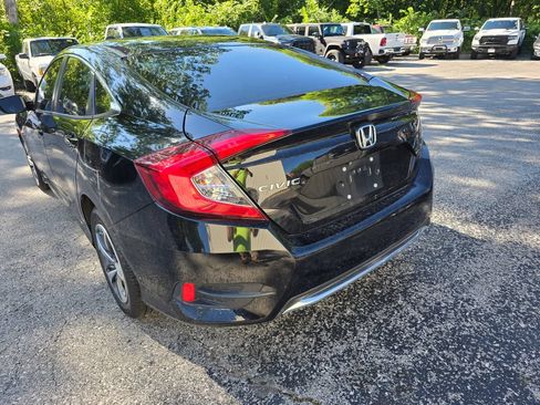 Used 2019 Honda Civic LX image 5