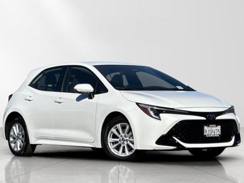 Used 2024 Toyota Corolla SE image 1