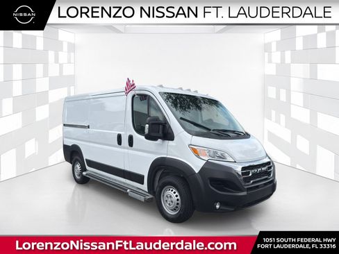 Used 2025 RAM ProMaster 2500 w/ U-Haul Equipment Group FWD image 1