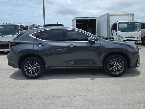 Used 2025 Lexus NX 250 FWD w/ Cold Area Package image 8