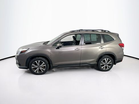 Used 2023 Subaru Forester Limited w/ Popular Package #3 AWD/4WD image 8