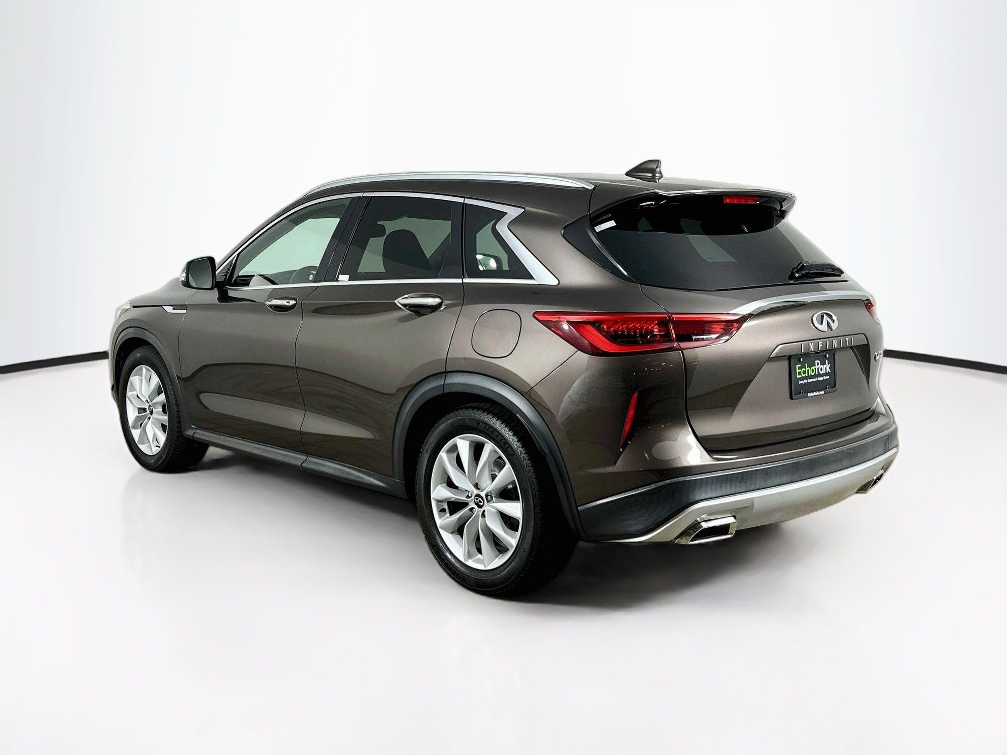 Used 2019 INFINITI QX50 Luxe FWD image 5