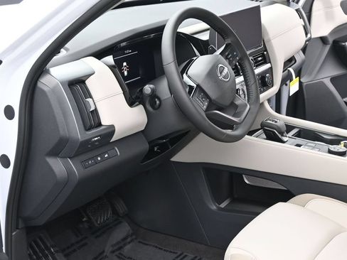 New 2026 Nissan Pathfinder SL AWD/4WD image 7
