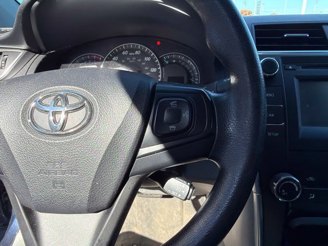 Used 2015 Toyota Camry LE FWD image 18