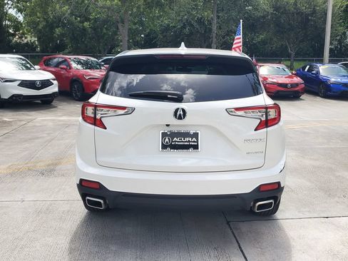 Used 2024 Acura RDX SH-AWD image 6