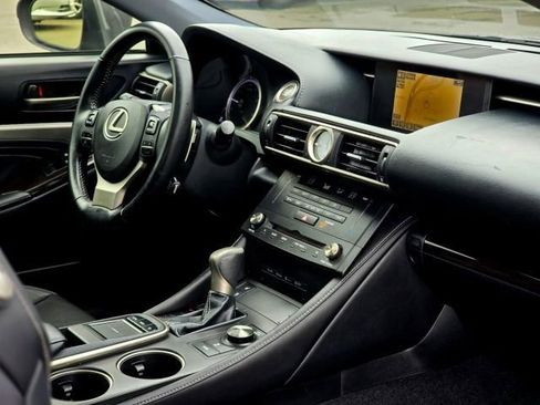 Used 2016 Lexus RC 200t image 17