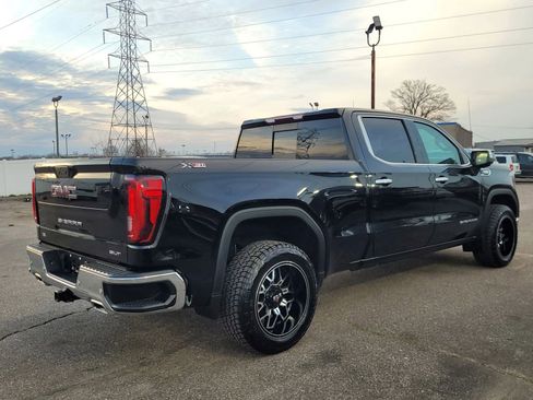 Used 2020 GMC Sierra 1500 SLT w/ SLT Premium Plus Package image 4