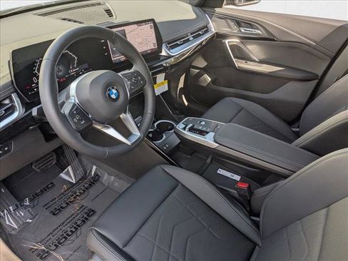 Used 2026 BMW X1 xDrive28i w/ Convenience Package AWD/4WD image 3