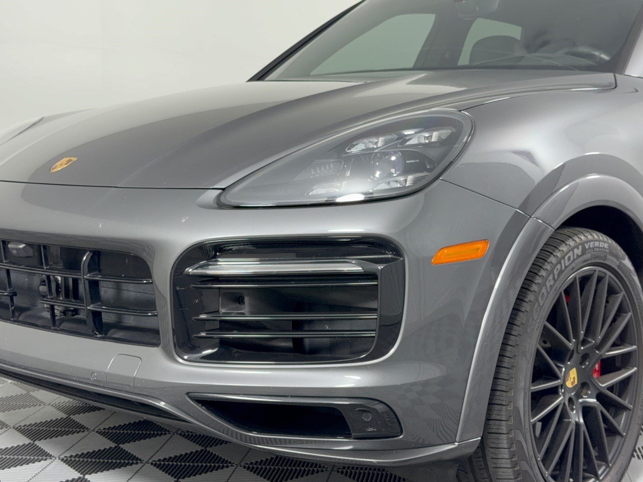 Certified 2021 Porsche Cayenne GTS AWD/4WD image 12