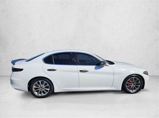 Used 2018 Alfa Romeo Giulia RWD video 4
