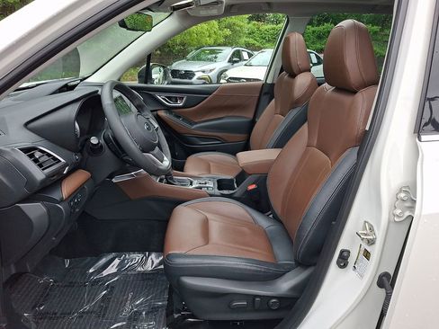 Certified 2022 Subaru Forester Touring AWD/4WD image 15