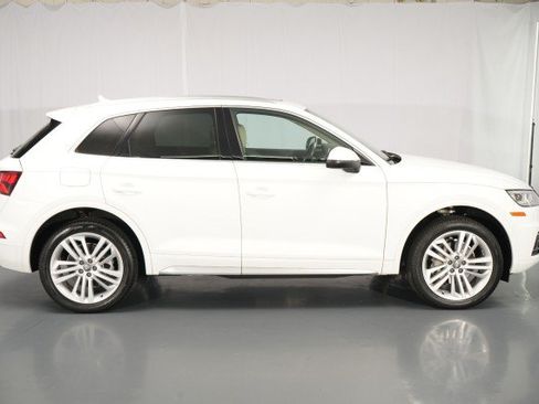Used 2018 Audi Q5 2.0T Premium Plus w/ Premium Plus Package AWD/4WD image 13