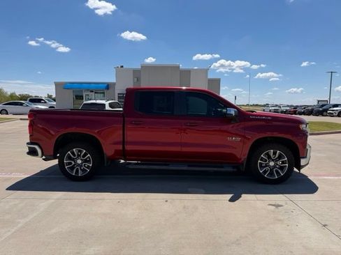 Used 2019 Chevrolet Silverado 1500 LT w/ Texas Edition RWD image 2
